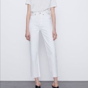 High Rise Straight leg Jeans